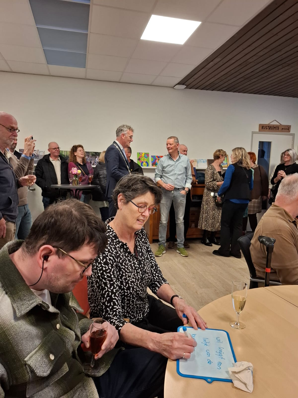 2024 10 30b Wil krijgt lintje